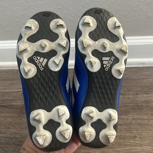 Adidas soccer cleats - Picture 5 of 6